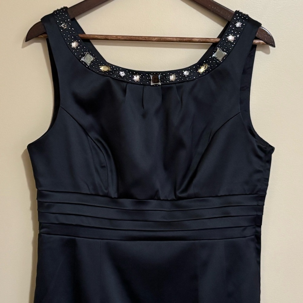 RW&CO.| Black Satin Cocktail Event Dress with Sparkling Gem Rhinestones Sz 12 - Picture 3 of 10